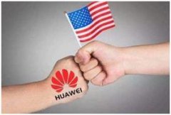 马云、马化腾“双马齐下”：小苹果，还治不了你？