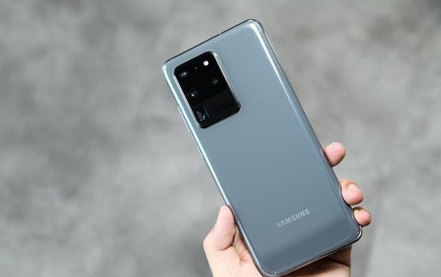 iPhone 11不香了，骁龙865+120Hz+4000毫安，跳水1391元