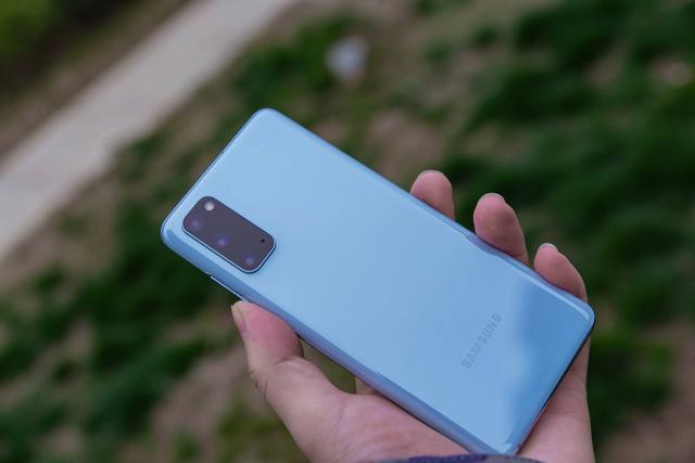 iPhone 11不香了，骁龙865+120Hz+4000毫安，跳水1391元