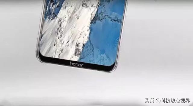 华为新机荣耀来袭：无边框+钻孔屏+后置三摄，售价这次良心了