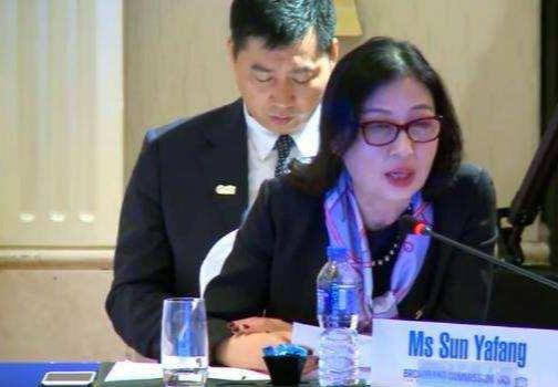 华为董事长不是任正非吗？为何她屡次出手挽救华为，她是谁