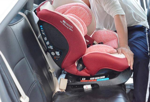 安全座椅怎么选？德国osann欧颂ROY给孩子最贴心的安全保护