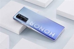 华为苹果齐发力，这三款机型的实用性足够使用四年时长