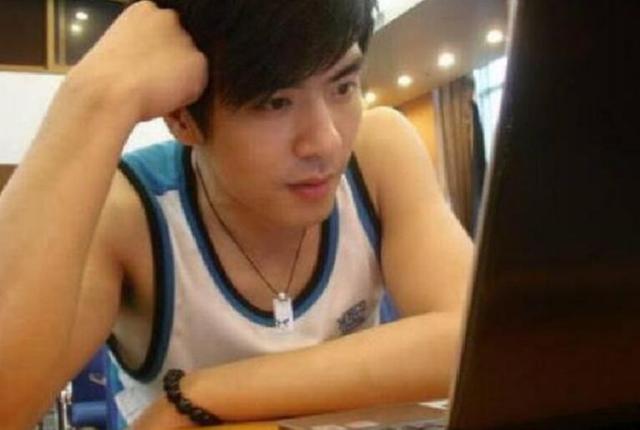 ?偷看“不良视频”，删除历史记录，自以为瞒天过海？网友：天真