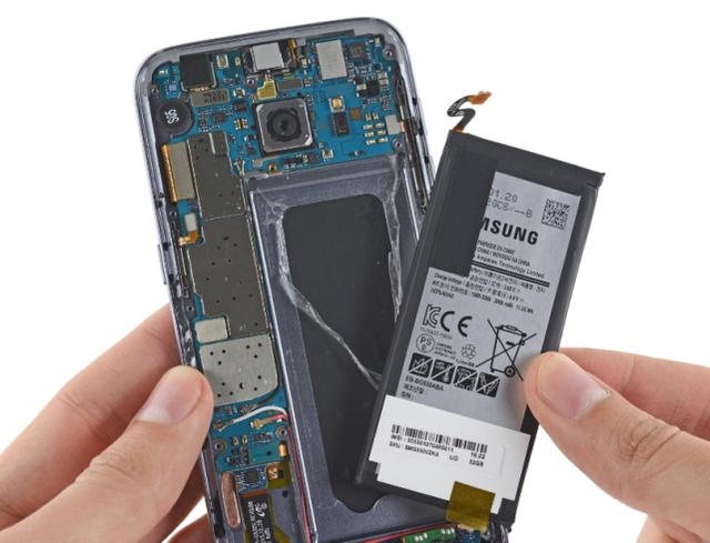 凭良心说话，如果价格一样，你会选苹果手机，还是安卓手机？