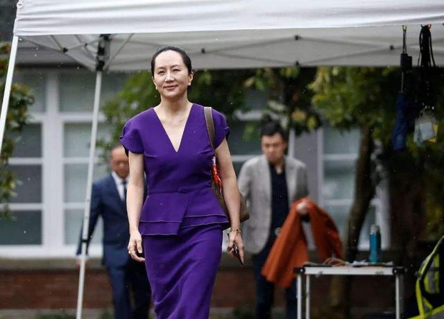 任正非有3个孩子，为啥大女儿姓孟，小女儿姓姚，儿子却姓任？