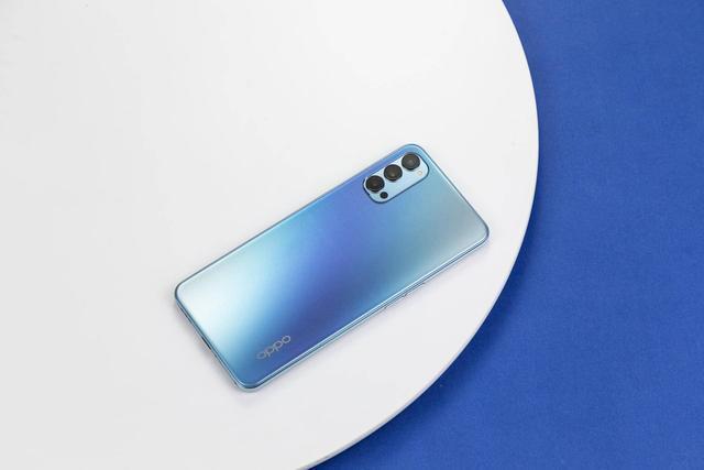 OPPO Reno4正式开卖，2999元即可体验65W超闪，太划算了