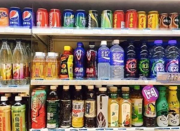是谁抢走红牛的份额？中国本土功能饮料逆袭，五年累计卖出100亿