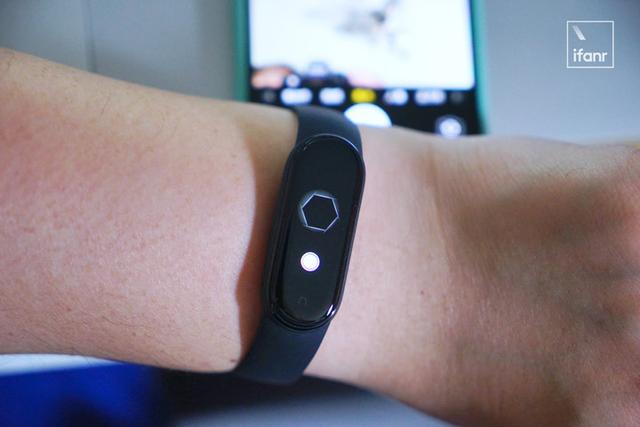 小米手环 5 体验：便宜与长续航是不同于智能手表的快乐