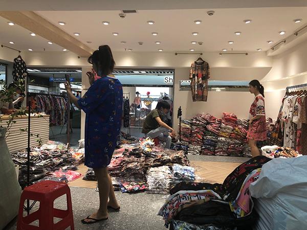 广州郊区“电商村”转向“直播村”的突围之路