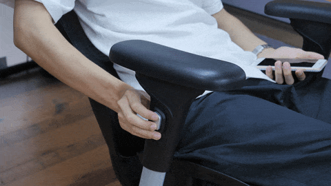 为你的老腰「续命」，老罗吹爆的办公椅升级款来了