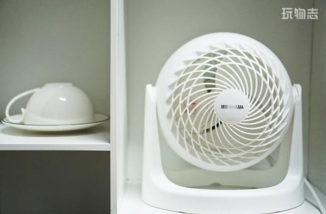 性价比超格力！百元级的日本老牌！睡觉、办公有它超凉