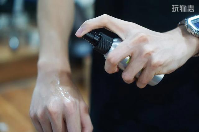 蚊子超怕这个味道，只要喷一点它就不敢靠近你