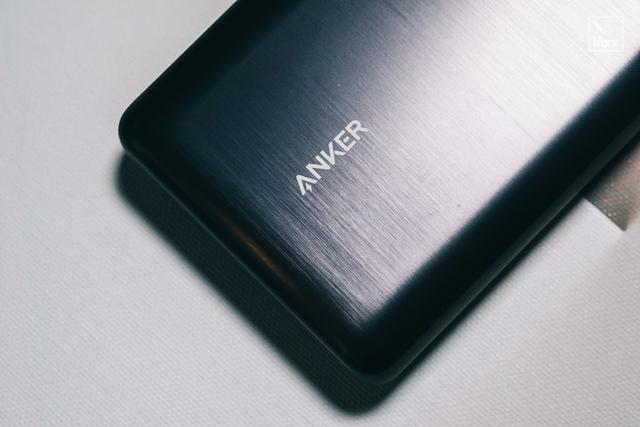 Anker PowerCore III Elite 26k 移动电源：多设备用户的新选择