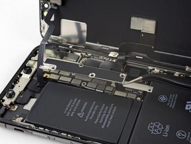 iphone换电池图文详解