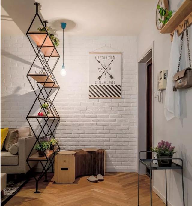 小户型装修玄关，只要多花点小心思，收纳美观都能解决，太实用