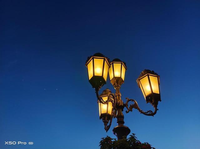 手机摄影标杆之争，华为P40 Pro与vivo X50 Pro谁更强？