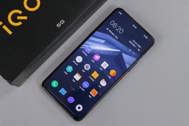 iQOO中端新机Z1x曝光：确认120Hz刷新率，将性价比进行到底？