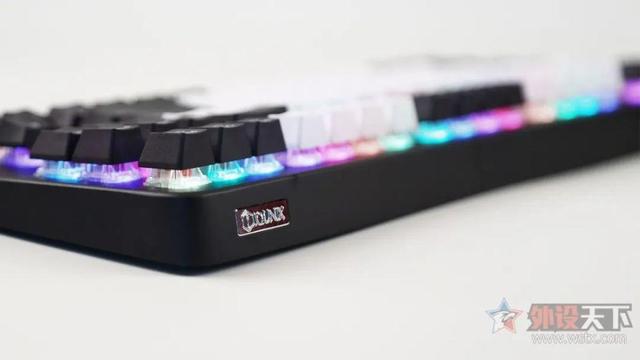 「不愧是铝厂」IQUNIX Slim87 RGB机械键盘评测