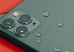 从9999跌至8299，5.8英寸+苹果A13，库克还是清仓了