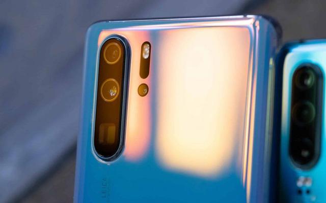 从5488跌至3288，从高端市场跌至中端市场，网友：终于等到了