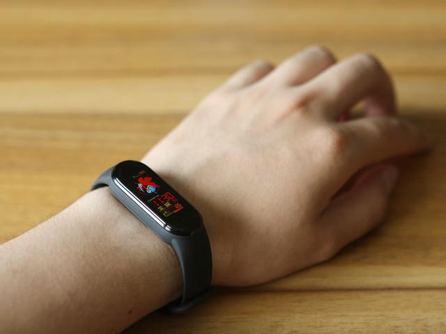 小米手环5 NFC版体验：百元级的绝佳产品