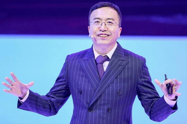 荣耀X10Max新特性正式被确认，数亿花粉猝不及防，幸福来得太突然