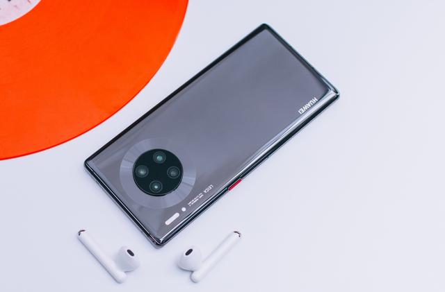 华为Mate40最新特性再被确认，数亿花粉始料未及，幸福来得太突然