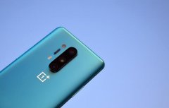 一加8 Pro 618值得买吗？拥有当前手机行业中，最好的屏幕！