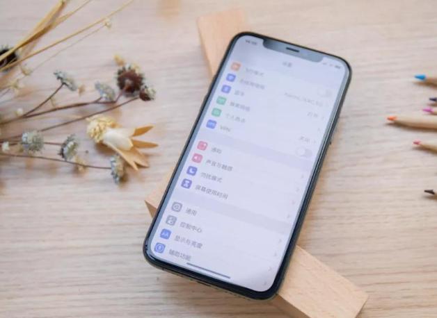 从9999跌至8299，5.8英寸+苹果A13，库克还是清仓了