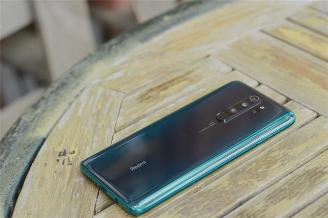 雷军爆发了，128GB+4500mAh仅1249元，买到就是赚！