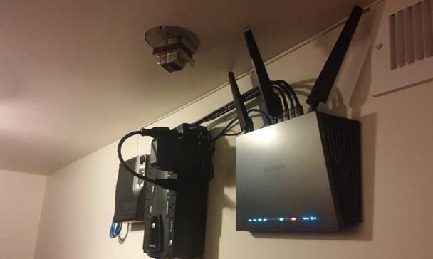 维修师傅：用路由器时，不注意这“3点”，就算百兆宽带也变龟速