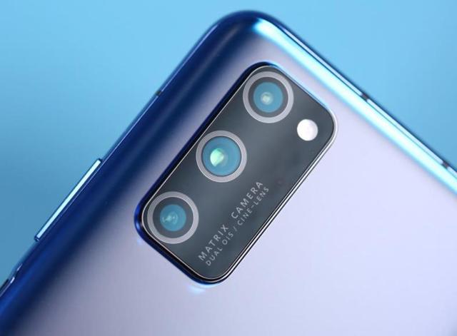 荣耀V30 Pro：你好，恭喜啦