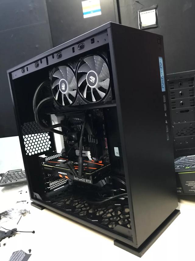 玩爆一切PCgame i9+128g大内存+RTX2080