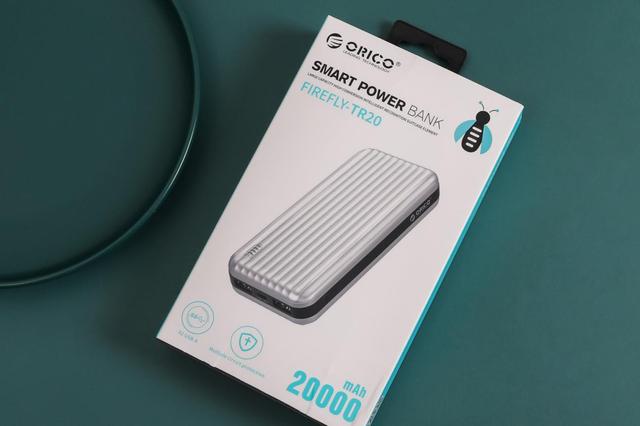 面对充电宝，你要容量还是要体积（面包还是爱情）