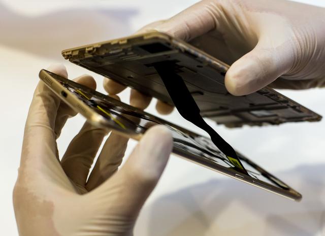 手机黑屏怎么办,几招教你轻松搞定!