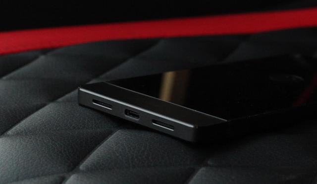 手机黑屏怎么办,几招教你轻松搞定!