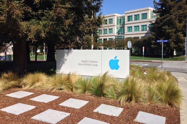 苹果公司公布第二财季报告，IPhone占比下滑，净利润让同行羡慕