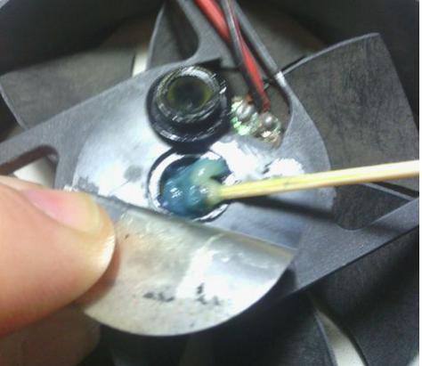 电脑温度过高怎么办？小编教你电脑CPU温度过高的处理方法