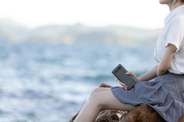 魅族17全新配色揭晓，AG工艺深邃来袭