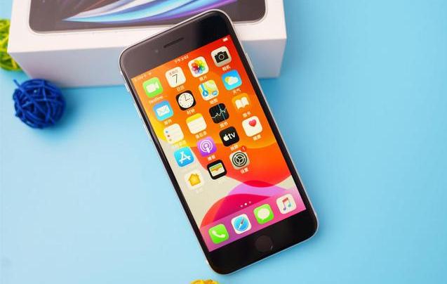 目前这4款iPhone最不值得购买，大降价也要慎重，你入坑了么？