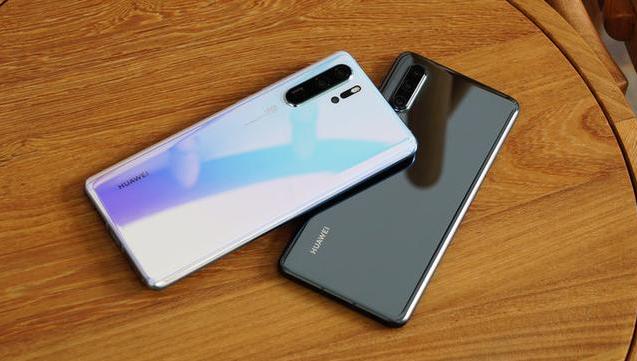华为也无奈，华为P30 Pro一夜降至清仓价，网友：买早了