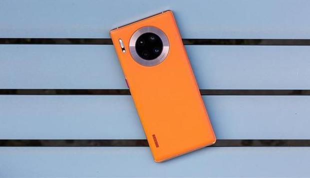 从6188跌至2899,苹果变身“价格屠夫”,网友:感谢新iPhoneSE!