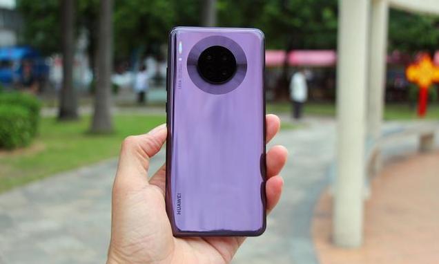 华为良心了,Mate30跌至“学生价”,网友:以后不买那么早了!