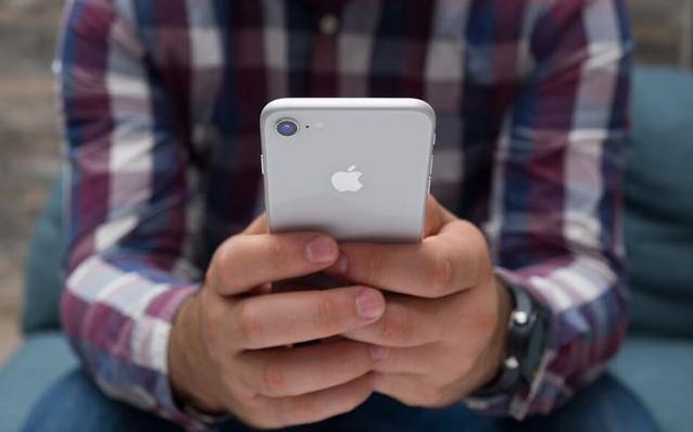 2020年哪一款iPhone最值得购买？5年果粉回答很犀利，也很中听