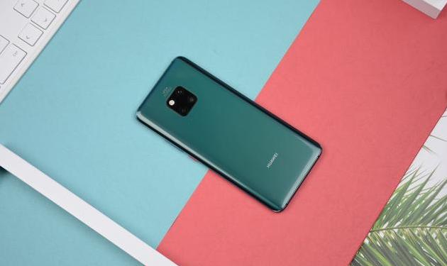 华为坐不住了，这款旗舰一夜跌至“小米价”，网友：不该买那么早