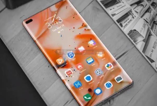 华为Mate40Pro再次确认，屏幕更大，机身更长，还有超大杯