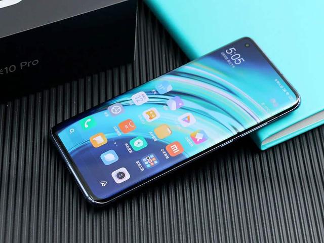 想买新机再等一等，8月有多部新机发布，两款超大杯配置给力