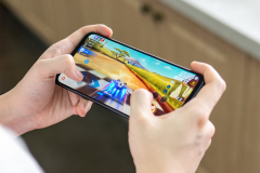 骁龙765G还值得买吗？即便配144Hz屏幕，如今也要再降400元