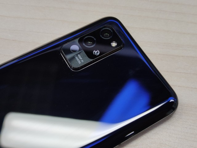 荣耀这次栽了？最新机型市场遇冷，首销仅400多部